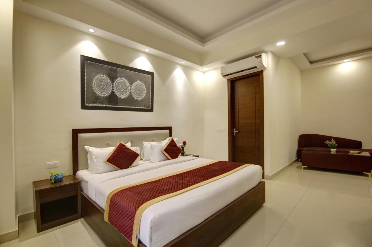Hotel La Mirage Noida Dış mekan fotoğraf